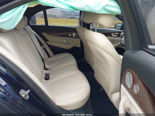 Продажа на аукционе авто 2017 Mercedes-benz E 300 4matic, vin: WDDZF4KB9HA205355, номер лота: 44583836