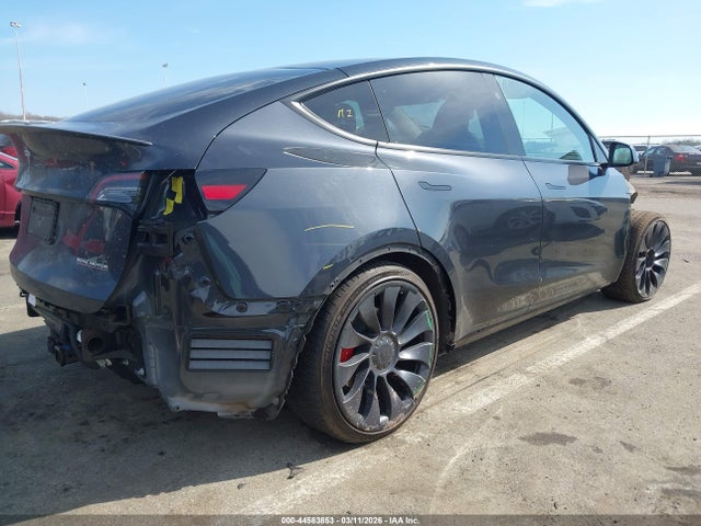 44583853 :رقم المزاد ، 7SAYGDEF0RF036131 vin ، 2024 Tesla Model Y Performance Dual Motor All-wheel Drive مزاد بيع