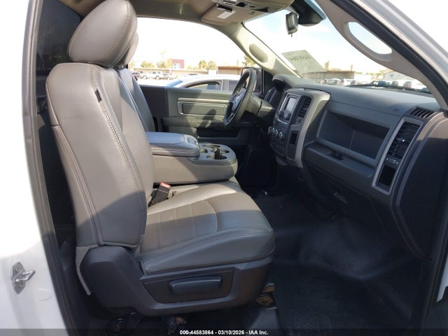 44583864 :رقم المزاد ، 3C6JR6AGXGG382026 vin ، 2016 Ram 1500 Tradesman مزاد بيع