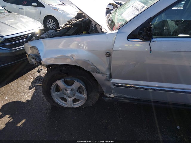 2006 JEEP GRAND CHEROKEE 1J4HR58N76C234286 Photo 5