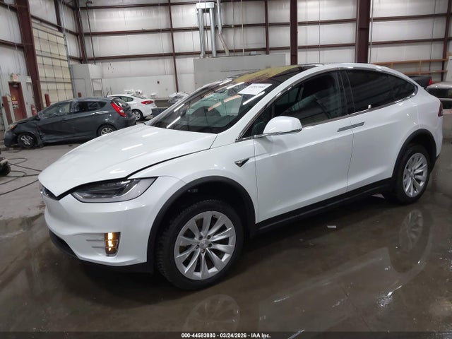 Aukcja sprzedaży 2018 Tesla Model X, vin: 5YJXCAE24JF144756, numer aukcji: 44583880