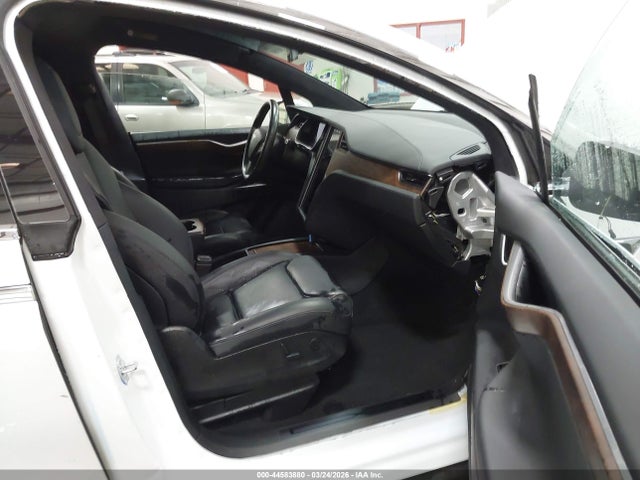 Aukcja sprzedaży 2018 Tesla Model X, vin: 5YJXCAE24JF144756, numer aukcji: 44583880