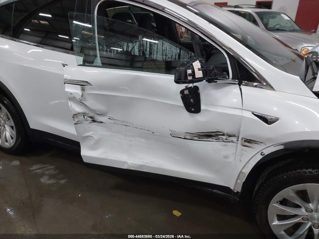 Aukcja sprzedaży 2018 Tesla Model X, vin: 5YJXCAE24JF144756, numer aukcji: 44583880