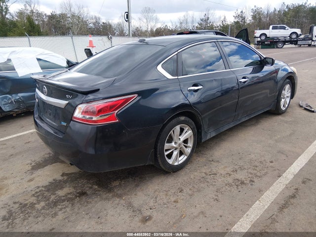 2013 Nissan Altima 2.5 Sv მანქანა იყიდება აუქციონზე, vin: 1N4AL3AP7DN588793, აუქციონის ნომერი: 44583902