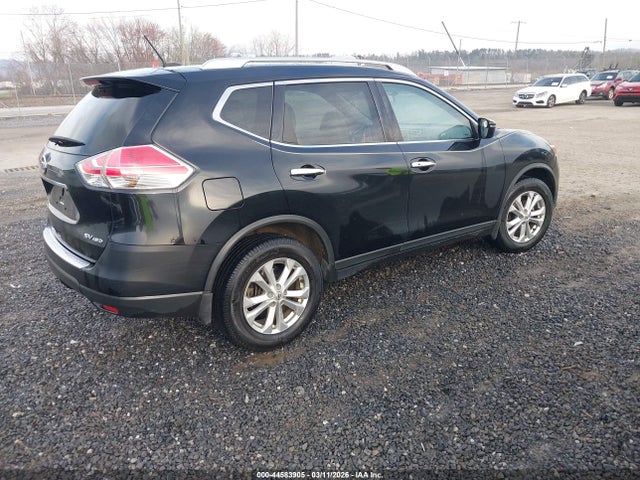 KNMAT2MV7GP727358 Nissan ROGUE SV