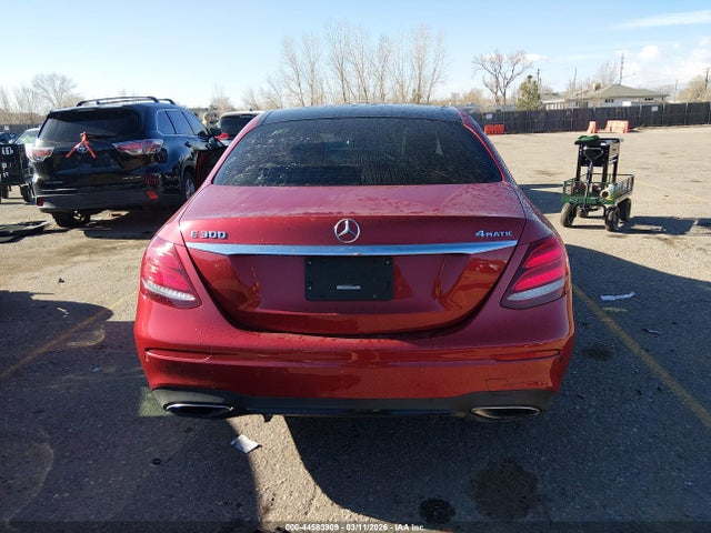 Продаж на аукціоні авто 2019 Mercedes-benz E 300 4matic, vin: WDDZF4KB0KA585807, номер лоту: 44583909