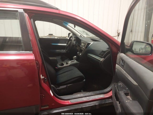 44583929 :رقم المزاد ، 4S4BRCAC7D3249162 vin ، 2013 Subaru Outback 2.5i مزاد بيع