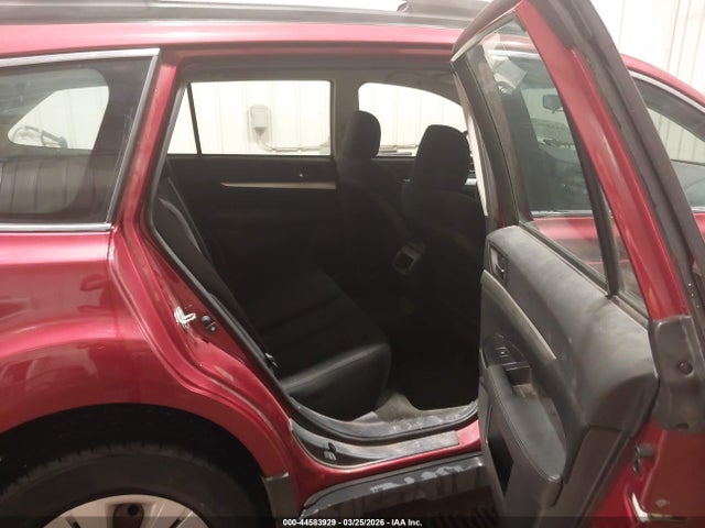 44583929 :رقم المزاد ، 4S4BRCAC7D3249162 vin ، 2013 Subaru Outback 2.5i مزاد بيع