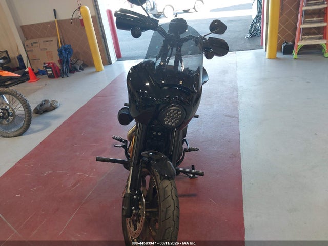 2022 HARLEY-DAVIDSON FXLRS 1HD1YWZ1XNB046182 Photo 4