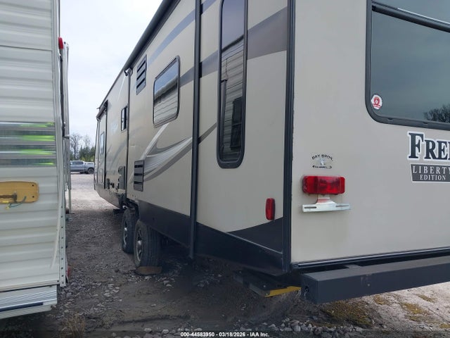 2016 Coachmen Travel Trlr მანქანა იყიდება აუქციონზე, vin: 5ZT2FEUB5GA022045, აუქციონის ნომერი: 44583950
