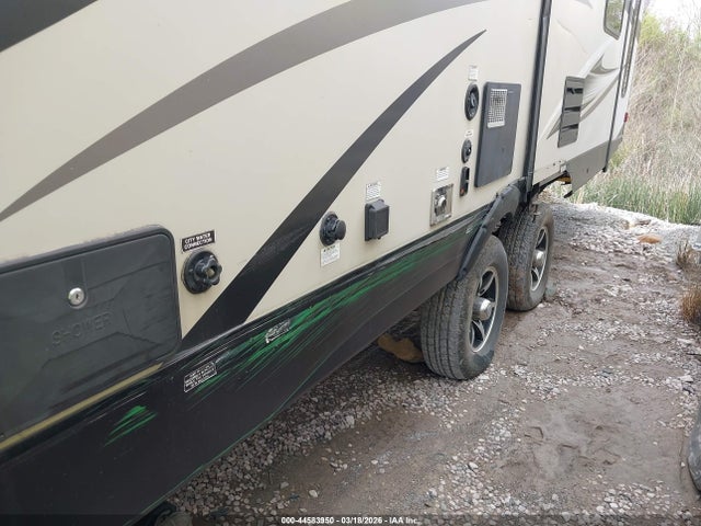 2016 Coachmen Travel Trlr მანქანა იყიდება აუქციონზე, vin: 5ZT2FEUB5GA022045, აუქციონის ნომერი: 44583950