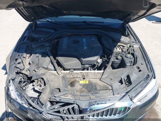 2018 BMW 530E WBAJA9C56JB033682 Photo 9