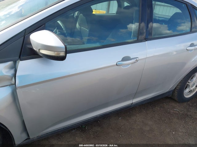 Ford FOCUS SE 2014 1FADP3F23EL271704 Image 12