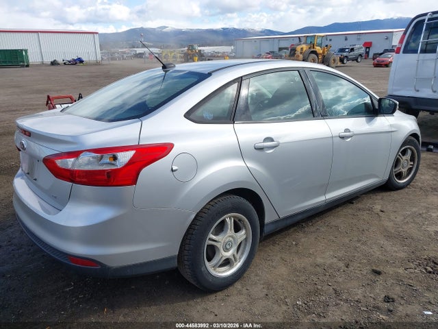 Ford FOCUS SE 2014 1FADP3F23EL271704 Image 4