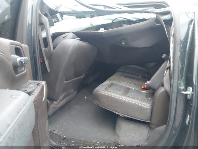 44584002 :رقم المزاد ، 1GT49REY8NF300528 vin ، 2022 Gmc Sierra K2500 Denali مزاد بيع