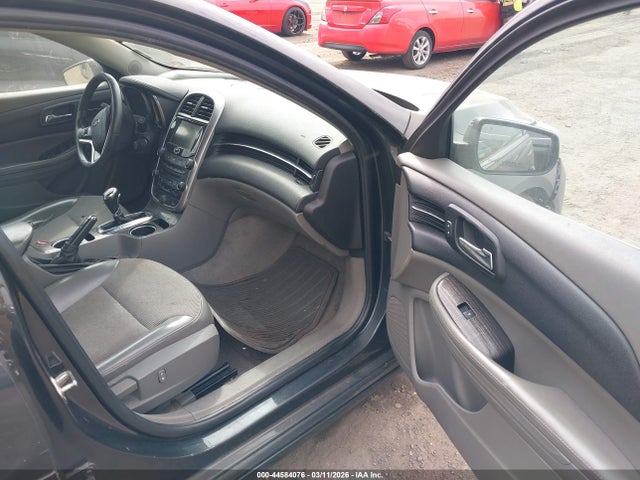 2014 CHEVROLET MALIBU 1G11C5SL3EF217023 Photo 4