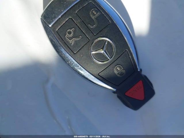 Продажа на аукционе авто 2013 Mercedes-benz C 250 Sport, vin: WDDGF4HB5DG088962, номер лота: 44584079