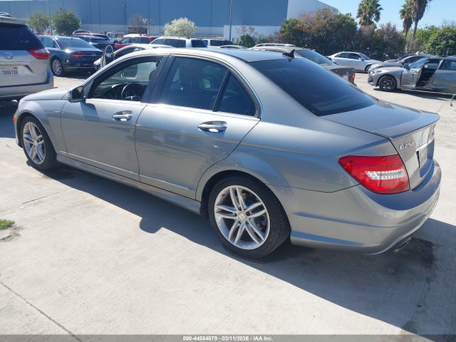 Продажа на аукционе авто 2013 Mercedes-benz C 250 Sport, vin: WDDGF4HB5DG088962, номер лота: 44584079