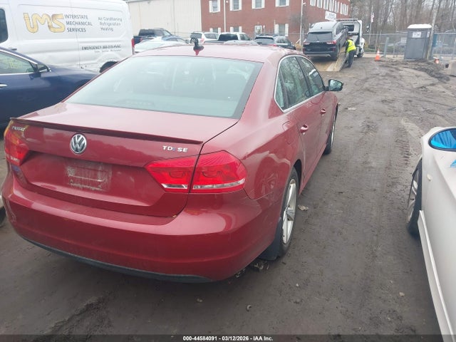 Продажа на аукционе авто 2015 Volkswagen Passat 2.0l Tdi Se, vin: 1VWBV7A36FC041068, номер лота: 44584091