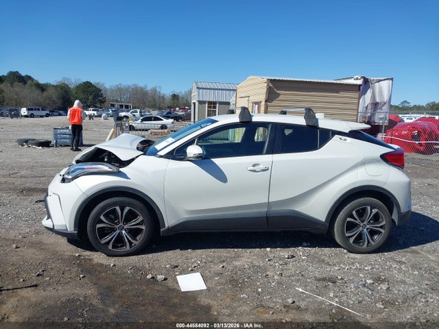 Toyota C-HR LE 2021 NMTKHMBX0MR136259 Image 14