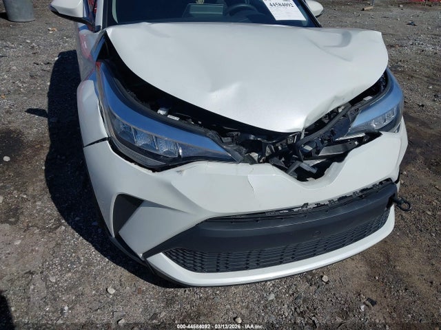 Toyota C-HR LE 2021 NMTKHMBX0MR136259 Image 6