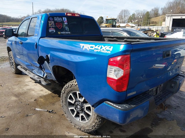 2017 TOYOTA TUNDRA 5TFUY5F18HX650530 Photo 2