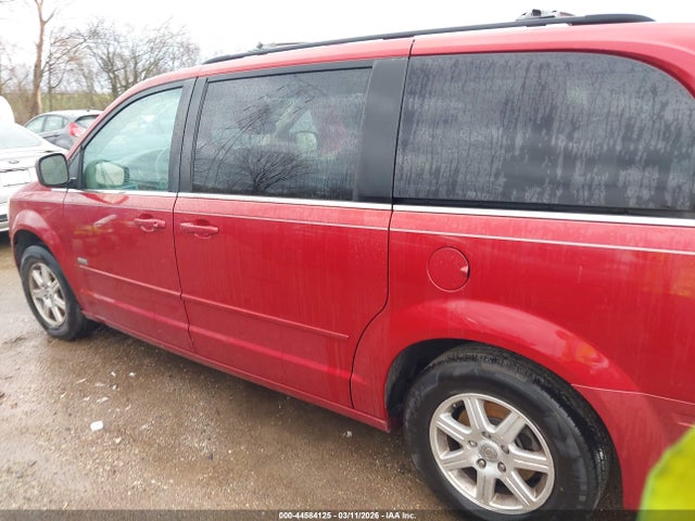 Продажа на аукционе авто 2008 Chrysler Town & Country Touring, vin: 2A8HR54P98R793354, номер лота: 44584125