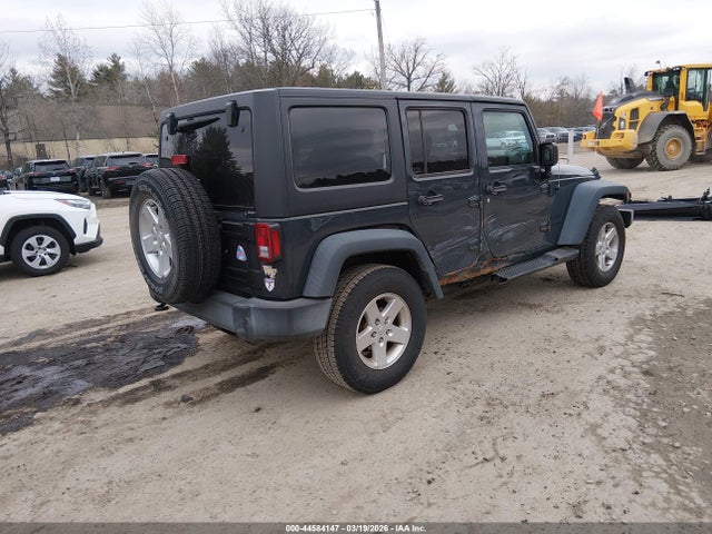 44584147 :رقم المزاد ، 1C4BJWDG0GL235040 vin ، 2016 Jeep Wrangler Unlimited Sport مزاد بيع