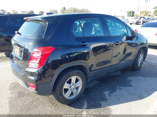 Chevrolet TRAX LS 2019 3GNCJKSB7KL345995 Image 4