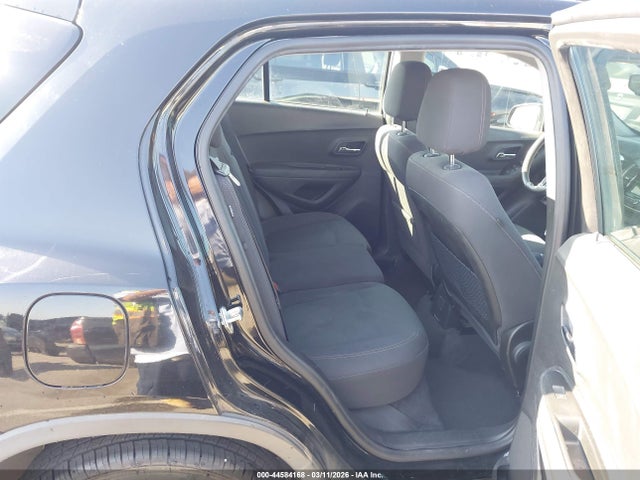 Chevrolet TRAX LS 2019 3GNCJKSB7KL345995 Image 8