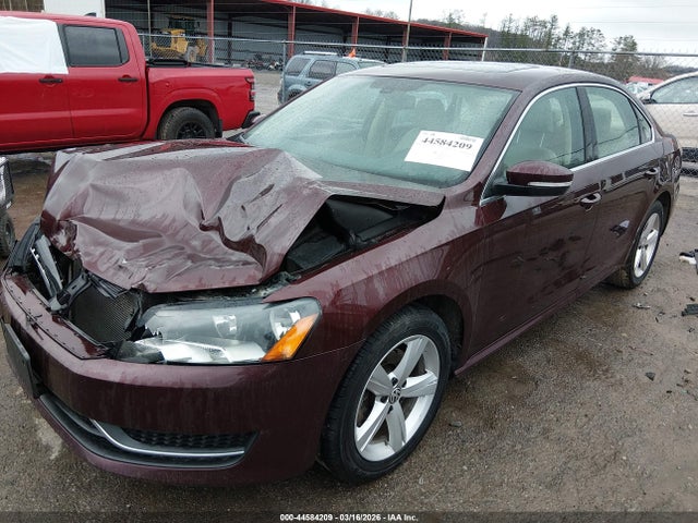 44584209 :رقم المزاد ، 1VWBP7A30DC082089 vin ، 2013 Volkswagen Passat 2.5l Se مزاد بيع