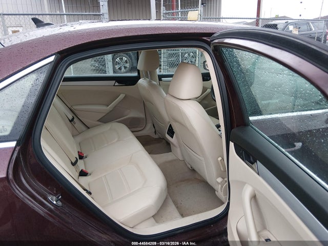 44584209 :رقم المزاد ، 1VWBP7A30DC082089 vin ، 2013 Volkswagen Passat 2.5l Se مزاد بيع