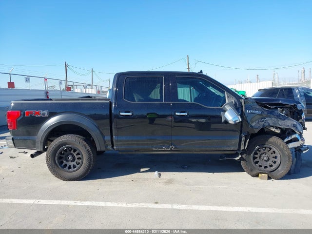 1FTEW1EG7JKD08255 Ford F-150 Lariat