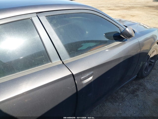 2C3CDXBG3FH741997 Dodge Charger Se