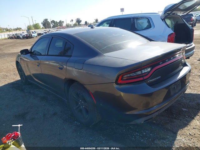 2C3CDXBG3FH741997 Dodge Charger Se