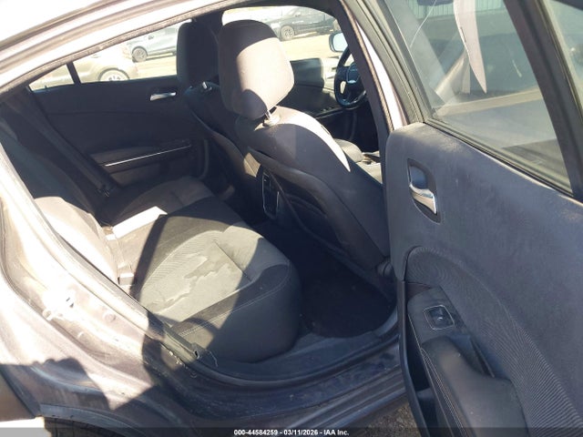 2C3CDXBG3FH741997 Dodge Charger Se