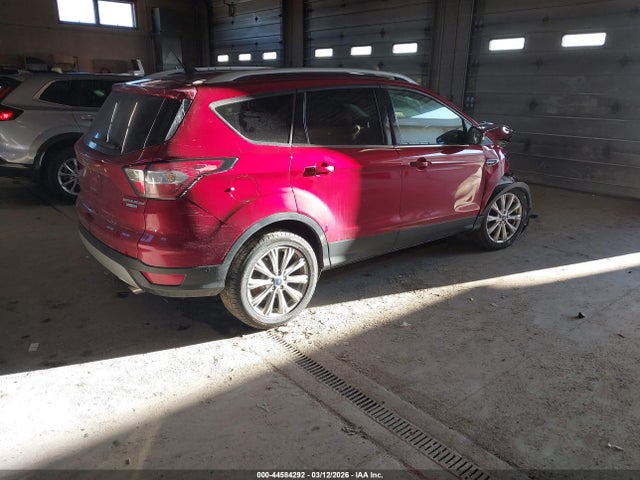 Ford Escape Titanium 2018 1FMCU9J93JUB99425 Image 4
