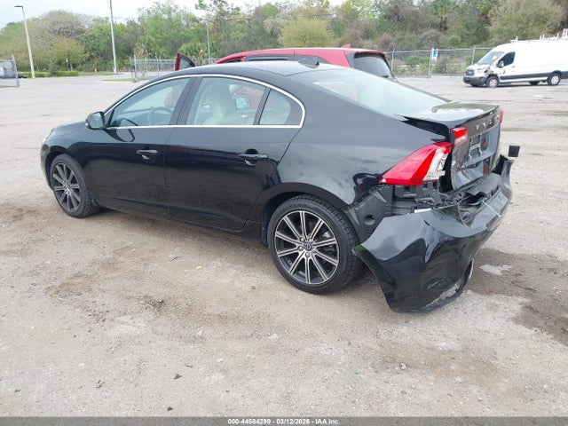 2018 VOLVO S60 INSCRIPTION LYV402TK7JB190006 Photo 2