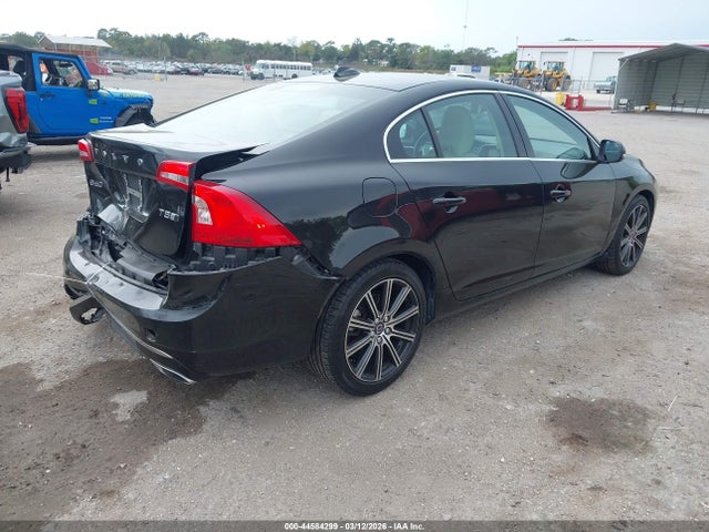 2018 VOLVO S60 INSCRIPTION LYV402TK7JB190006 Photo 3