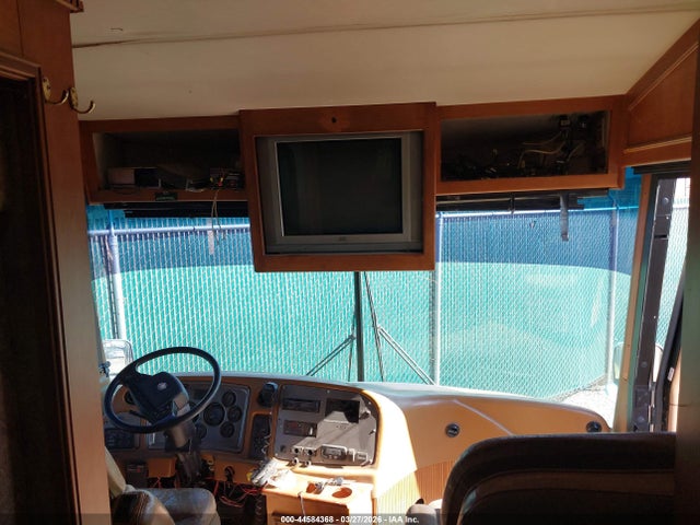 Auction sale of the 2003 Spartan Motors Motorhome 4vz, vin: 4VZAU349X3C043054, lot number: 44584368