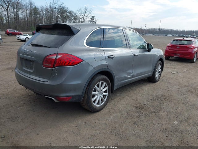 2013 PORSCHE CAYENNE WP1AA2A23DLA03197 Photo 3