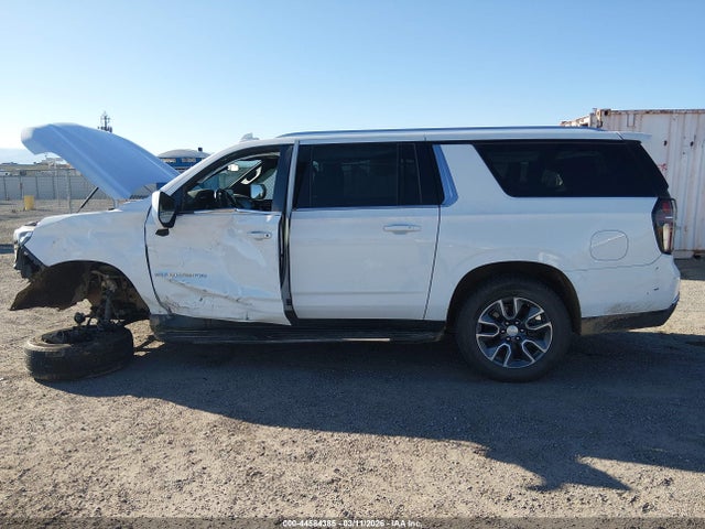 1GNSKCKD1NR272264 Chevrolet Suburban 4wd Lt