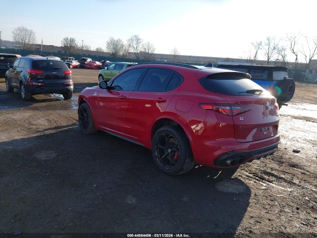 2018 ALFA ROMEO STELVIO ZASFAKEVXJ7C20401 Photo 2