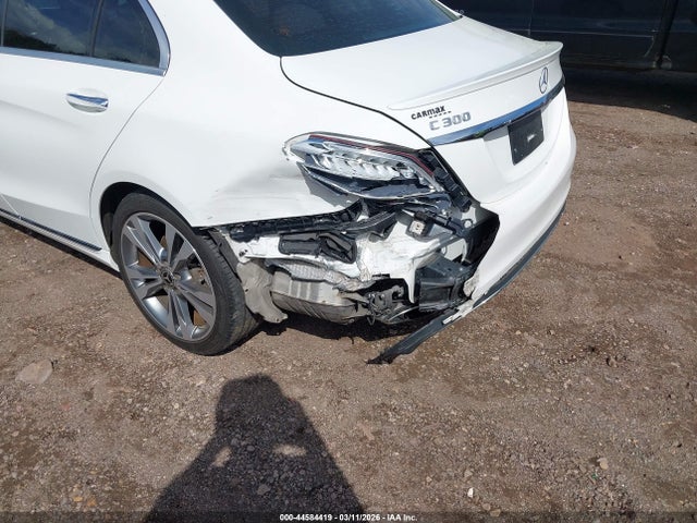 44584419 :رقم المزاد ، WDDWF4JB1JR385331 vin ، 2018 Mercedes-benz C 300 مزاد بيع