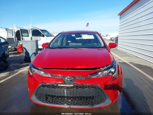 44584451 :رقم المزاد ، JTDEPRAE3LJ105193 vin ، 2020 Toyota Corolla Le مزاد بيع