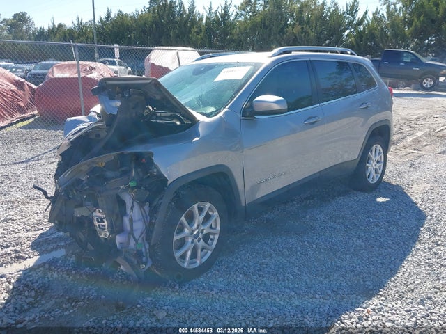44584458 :رقم المزاد ، 1C4PJLLB2JD520091 vin ، 2018 Jeep Cherokee Latitude Plus Fwd مزاد بيع