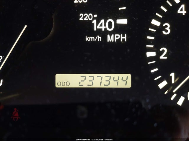 44584461 :رقم المزاد ، JTJHF10U520244902 vin ، 2002 Lexus Rx 300 مزاد بيع