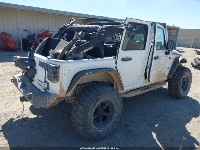 1C4BJWDGXGL308740 Jeep Wrangler Unlimited Sport