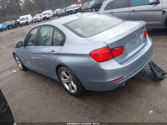 2015 Bmw 320i Xdrive მანქანა იყიდება აუქციონზე, vin: WBA3C3G52FNS75501, აუქციონის ნომერი: 44584474