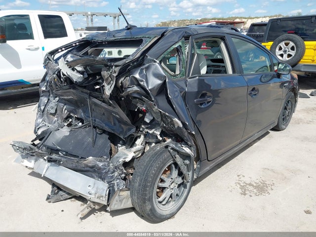 Продажа на аукционе авто 2014 Toyota Prius Three, vin: JTDKN3DU9E0393819, номер лота: 44584519